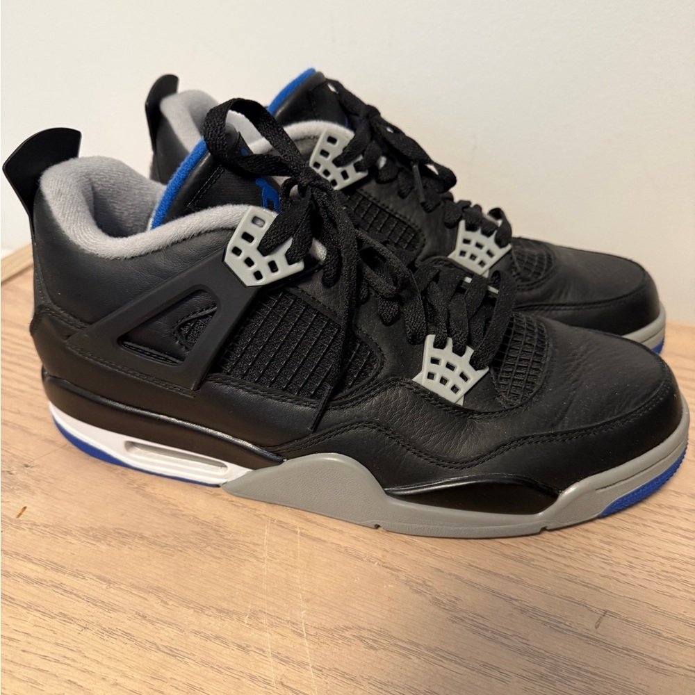 Jordan 4 Retro Motorsports Alternate 2017
Size 10.5 Men